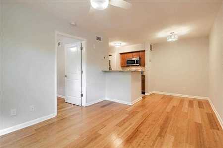 3204 Menchaca Rd #305 Austin, TX 78704