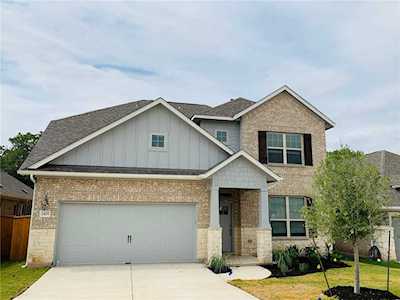 1405 Oyster Creek Buda, TX 78610