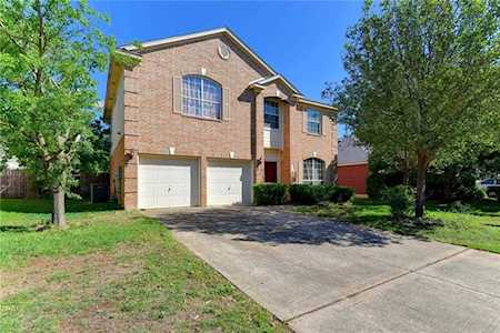 6027 Ronchamps Dr Round Rock, TX 78681
