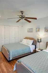 2124 Burton Dr #146 Austin, TX 78741