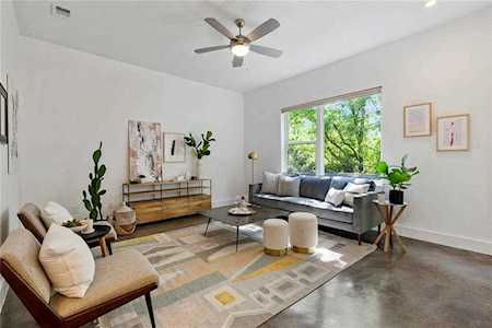1303 Azie Morton Rd #10 Austin, TX 78704