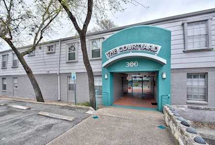 300 Crockett St #105 Austin, TX 78704