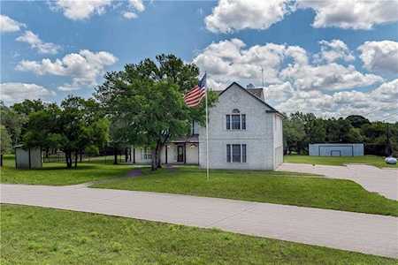 16017 Arbor Trl Buda, TX 78610