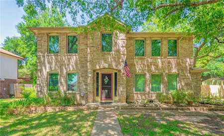 8022 Doe Meadow Dr Austin, TX 78749