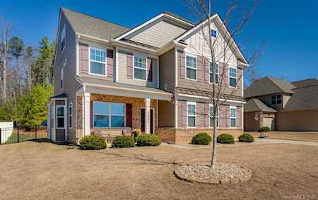 5885 Mcclintock Dr Denver, NC 28037
