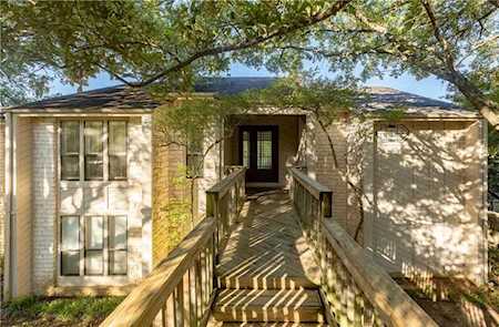 2004 Trevino Dr Austin, TX 78746