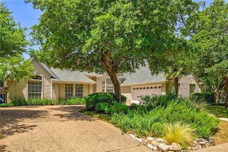 8004 High Hollow Dr Austin, TX 78750