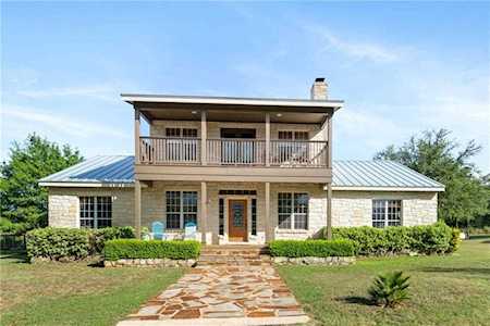 150 Gil Kuykendall Ln Kyle, TX 78640