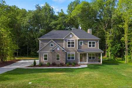 4430 Rolling Acres Rd Charlotte, NC 28213