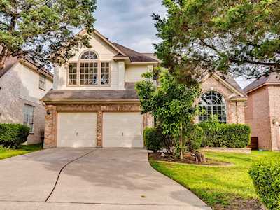 7904 Siringo Pass Austin, TX 78749