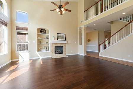 727 Edwards Walk Dr Cedar Park, TX 78613