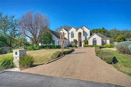 8 Stillmeadow Ct The Hills, TX 78738