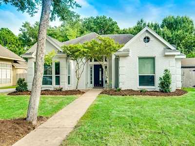 3031 Sesbania Dr Austin, TX 78748