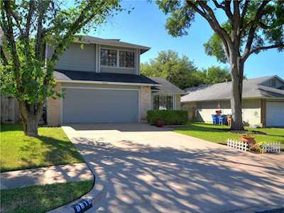 8610 Coastal Dr Austin, TX 78749