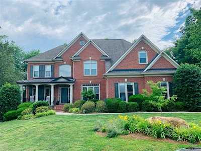 3304 Danhill Place Matthews, NC 28105