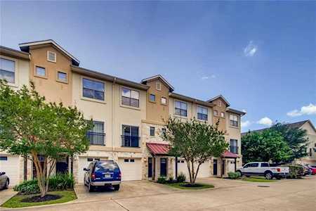 13420 Lyndhurst St #405 Austin, TX 78729