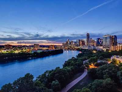 54 Rainey St #PH02 Austin, TX 78701