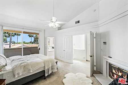 6479 Zuma View Place #111 Malibu, CA 90265