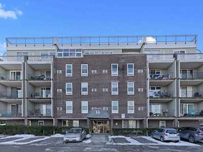 16 Addington Rd. #54 Brookline, MA 02445