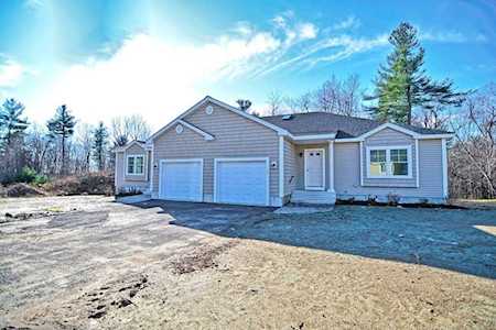 40 Village Road #40 Paxton, MA 01612