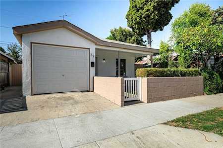37 W Pleasant Street Long Beach, CA 90805