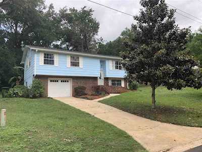 2748 Raintree Circle Tallahassee, FL 32308