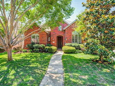 2711 Hidden Knoll Trail Frisco, TX 75034