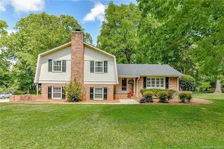 7011 Old Oak Ln Mint Hill, NC 28227