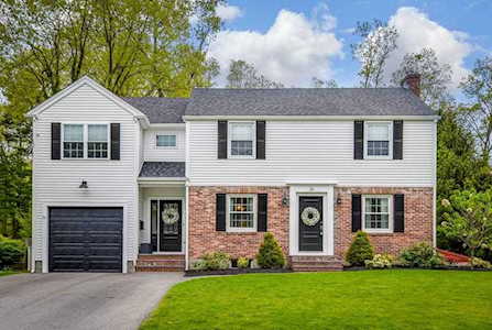 24 Surrey Lane Natick, MA 01760