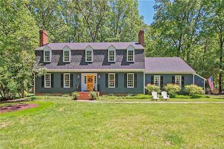 2831 Queenswood Rd Midlothian, VA 23113