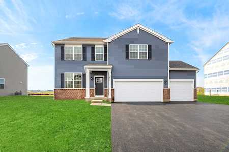 351 Hemlock Ln Oswego, IL 60543