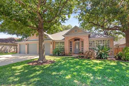 902 Whitewing Dr Cedar Park, TX 78613