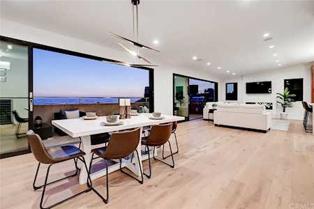 1705 Bayview Drive Hermosa Beach, CA 90254