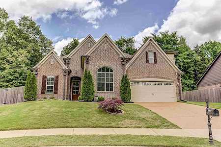 8706 Brunswick Park Cv Bartlett, TN 38133