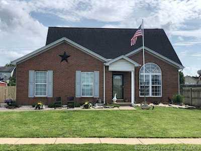 915 Sky Way Dr NW Corydon, IN 47112
