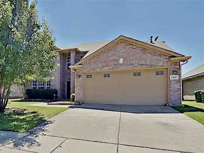 5637 Robins Way North Richland Hills, TX 76180