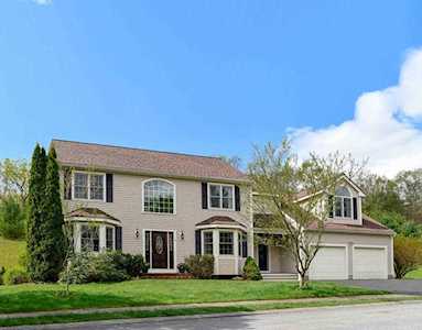31 Lexington Dr Acton, MA 01720