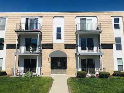 4 Shadowbrook Ln #30 Milford, MA 01757