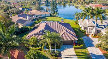 4717 NE Royal Palm CIRCLE St Petersburg, FL 33703