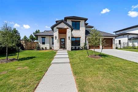 8601 Colina Terrace Benbrook, TX 76126