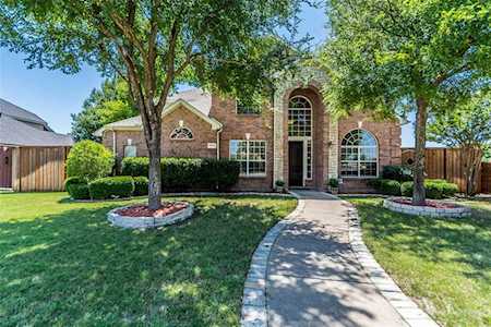 1923 Bridgewater Drive Allen, TX 75013