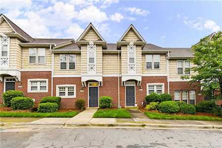 3056 Uxbridge Woods Ct Charlotte, NC 28205
