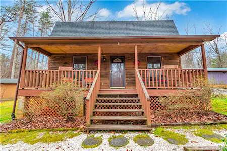 212 Cricket Creek Dr Cherryville, NC 28021