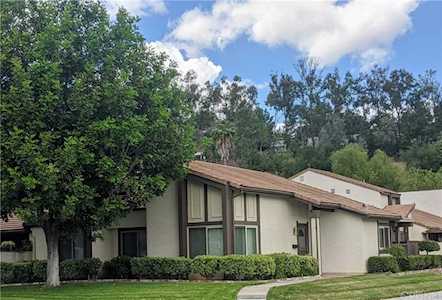 25779 Vista Fairways Drive Valencia, CA 91355