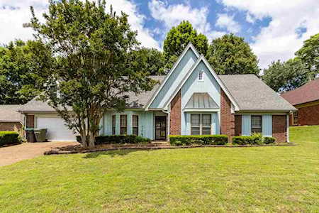 2071 Kings Cross Ln Memphis, TN 38016