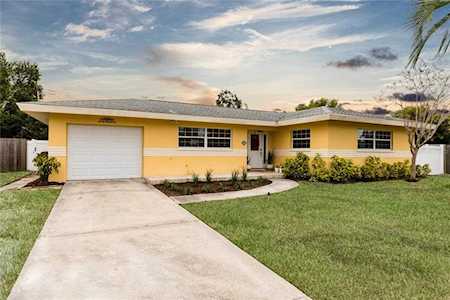 13954 Bermuda Dr Seminole, FL 33776