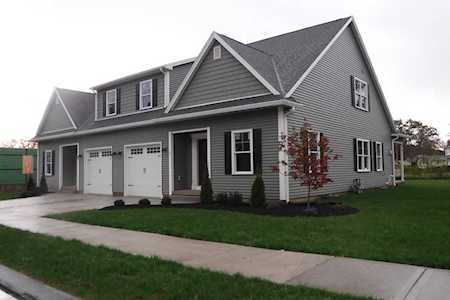 10 St. Andrews Way #10 West Springfield, MA 01089