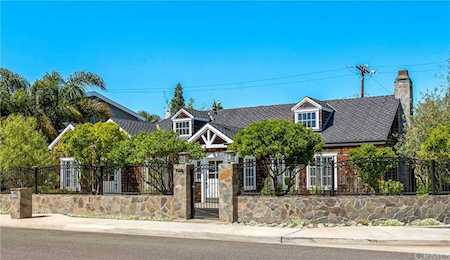 396 La Perle Lane Costa Mesa, CA 92627