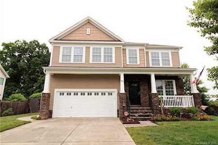1822 Petunia Dr Fort Mill, SC 29715