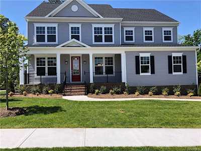 6292 Lilting Moon Dr Moseley, VA 23120